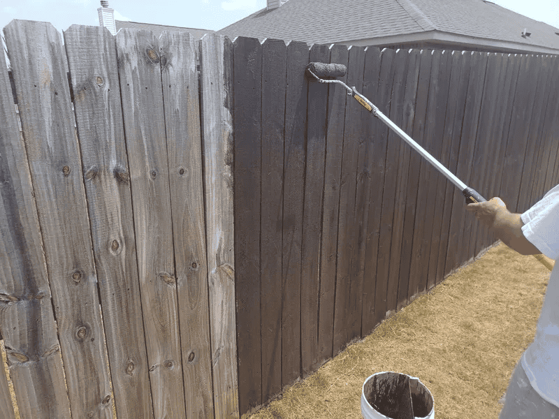 20230606_114912-610 – 800w_1 Fence Staining